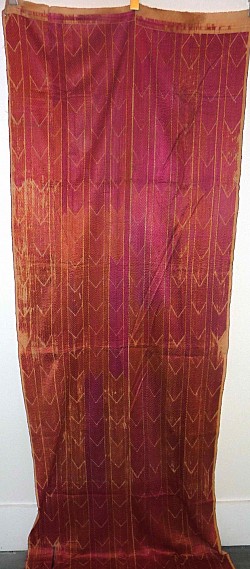 Red Phul Karie bagh Punjab India silk embroidery on cotton XIX century 240x120